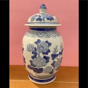Oriental vase